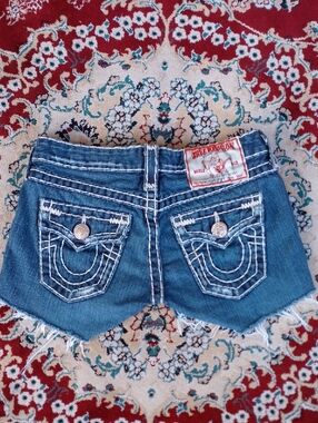 True Religion Denim Cut-off Short Shorts White 🤍 Embroidery Stitch Distressed